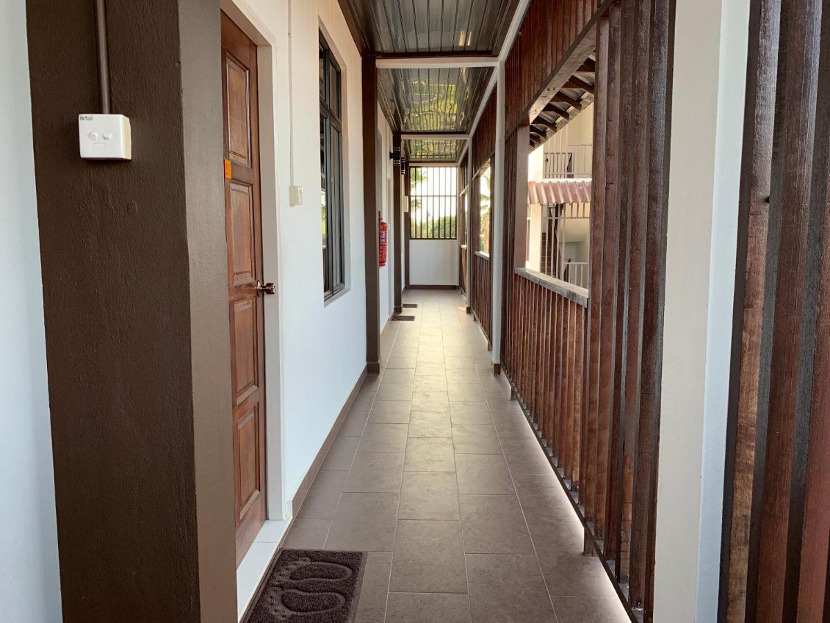 Wan Danisha Villa Inn โกตาบารู ภายนอก รูปภาพ
