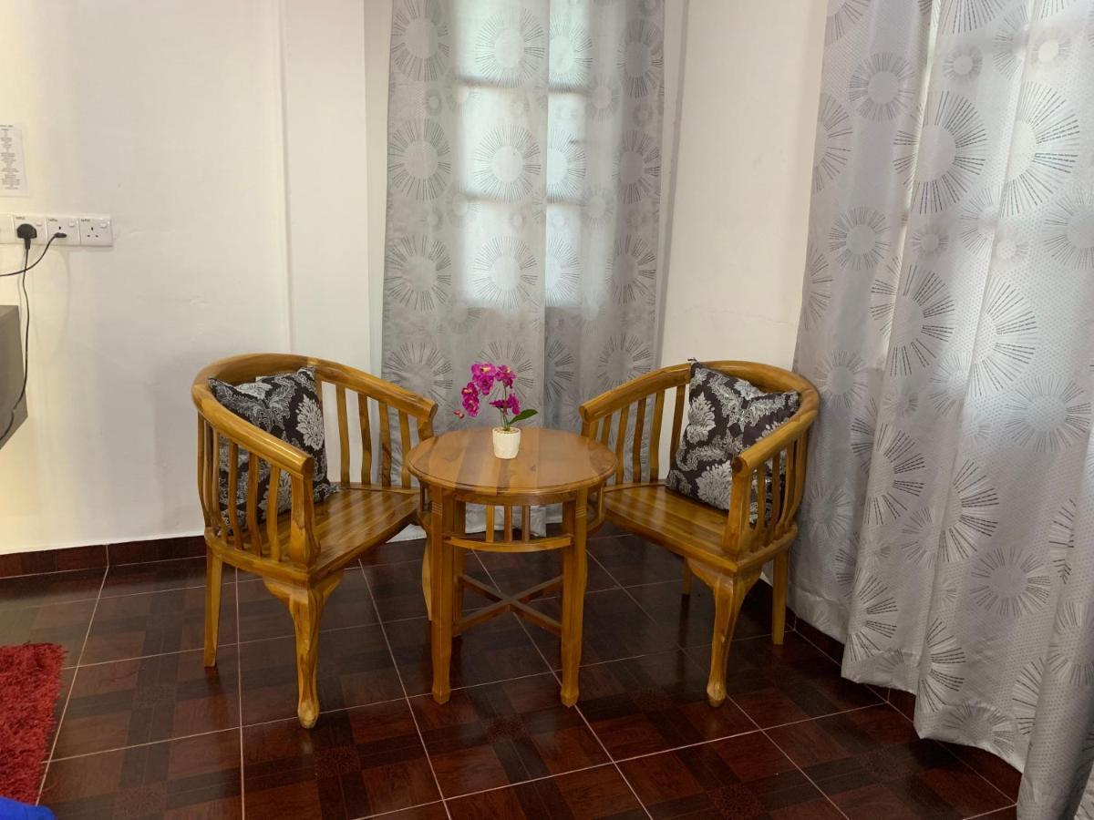 Wan Danisha Villa Inn โกตาบารู ภายนอก รูปภาพ